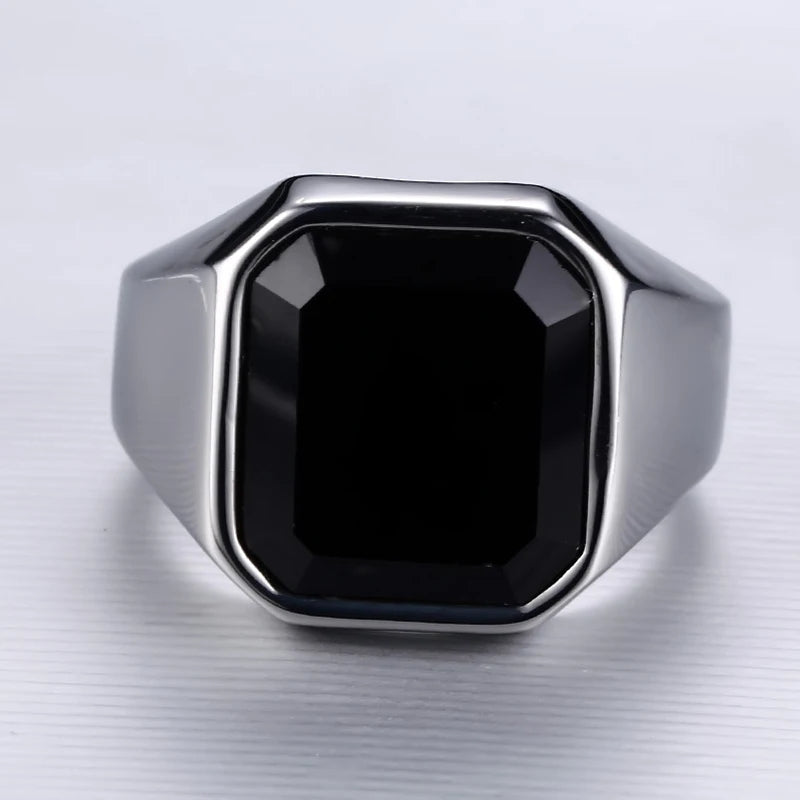 Men's signet ring with carved zirconia