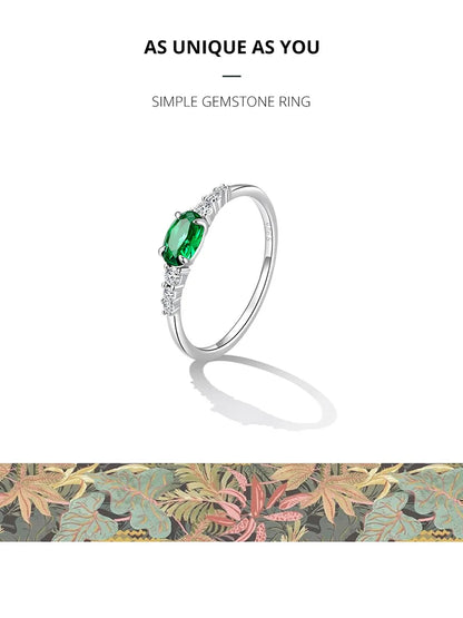 Anillo con piedra verde