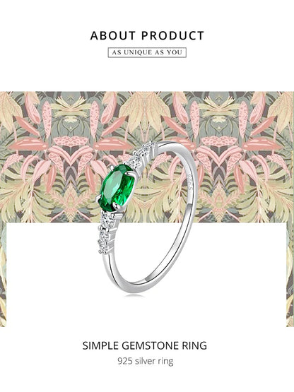 Anillo con piedra verde